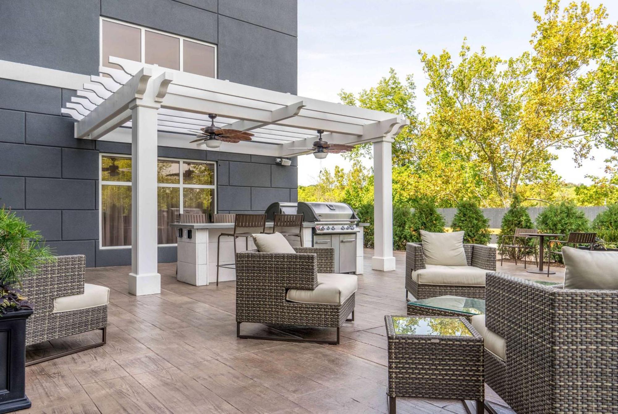 Homewood Suites By Hilton Philadelphia Plymouth Meeting Exterior foto